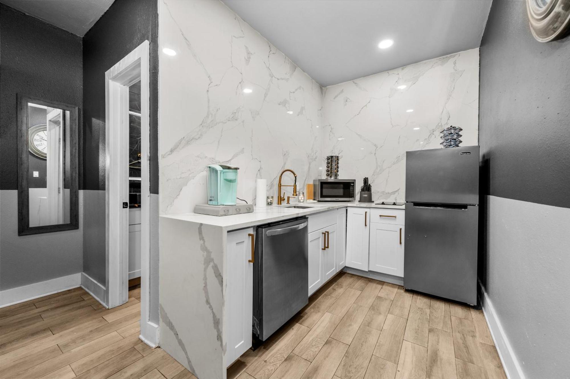 Charming Downtown - Ideal Location For Exploring Appartamento