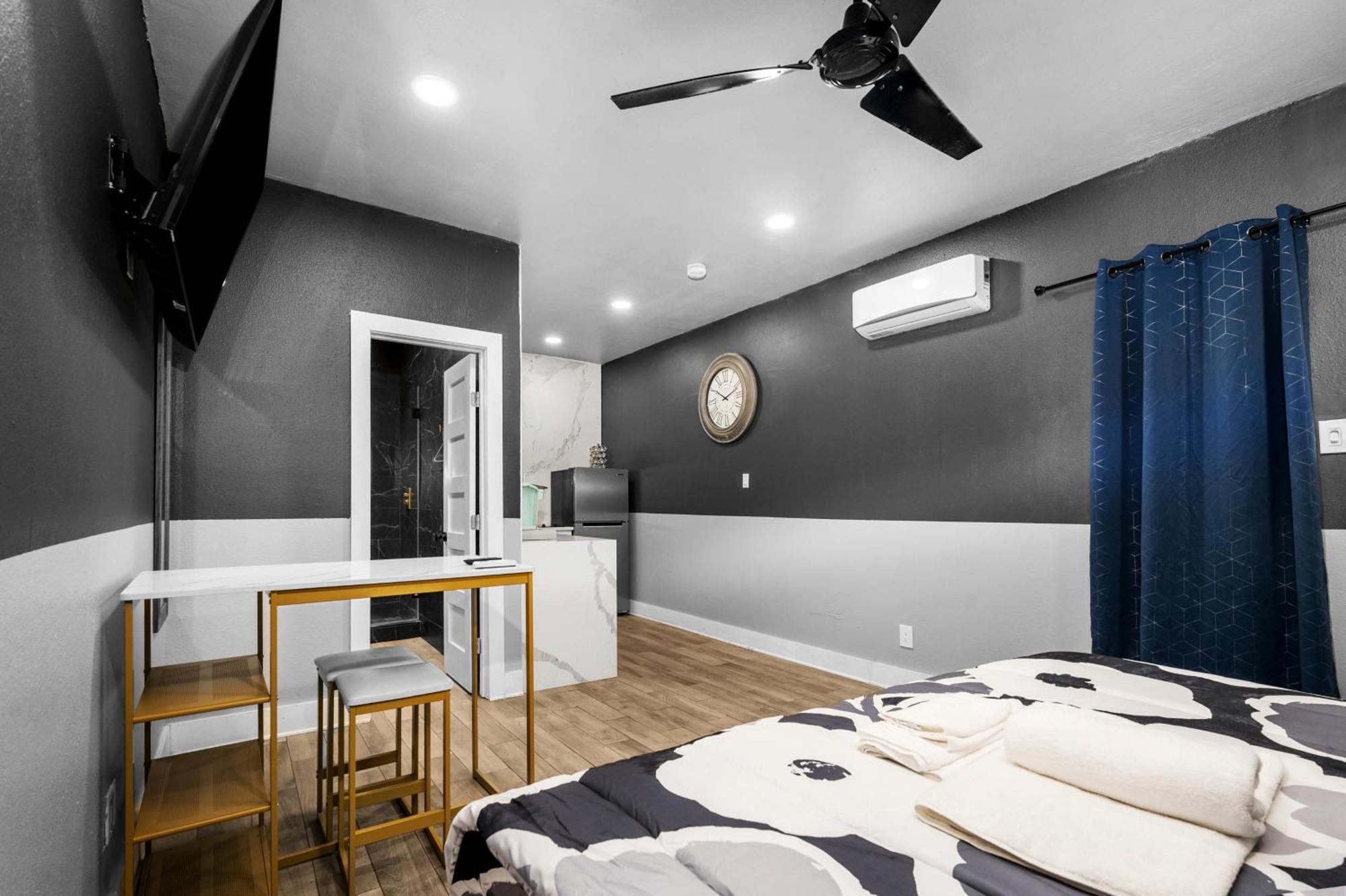 Charming Downtown - Ideal Location For Exploring Houston