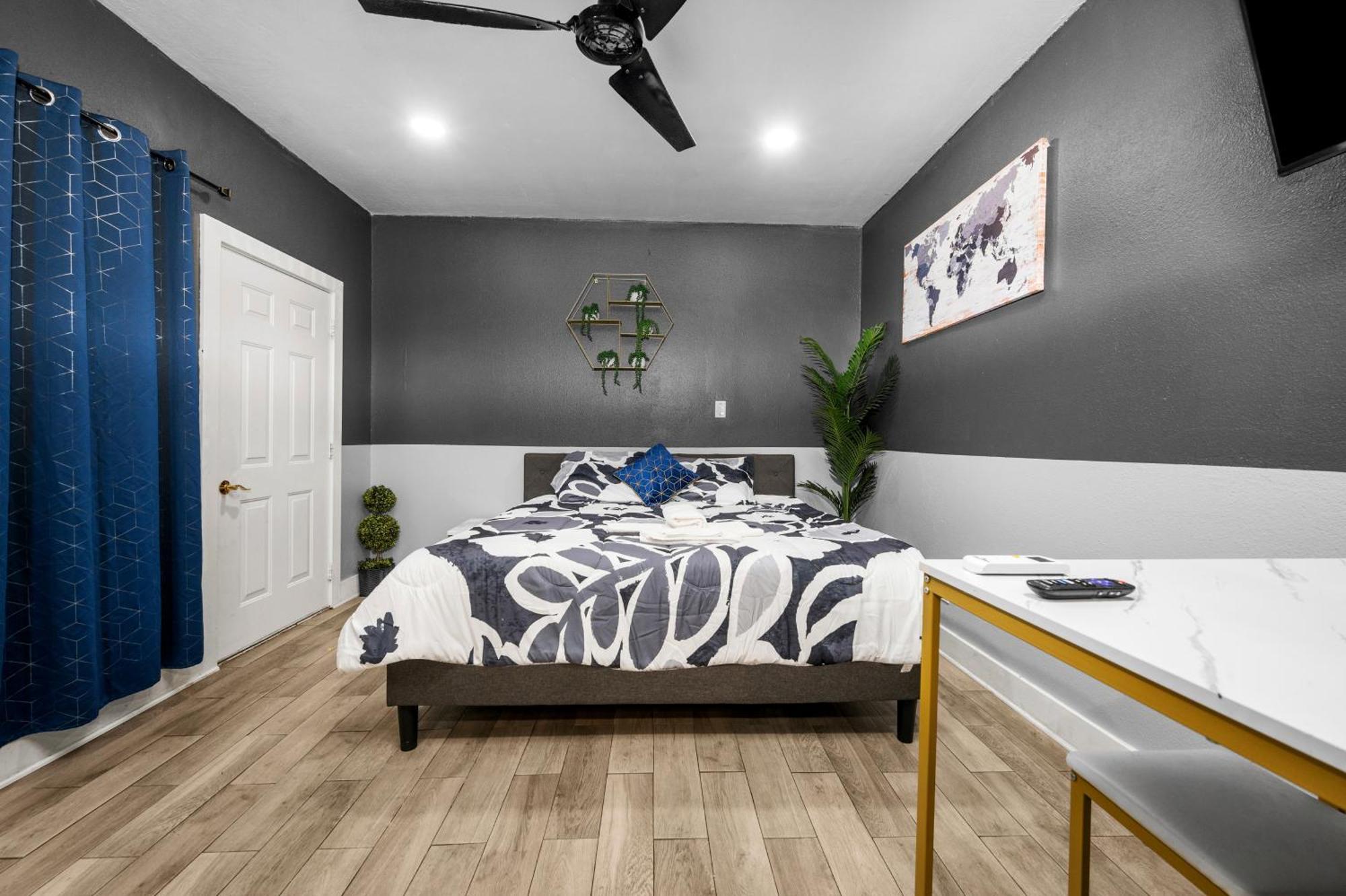 Charming Downtown - Ideal Location For Exploring *
